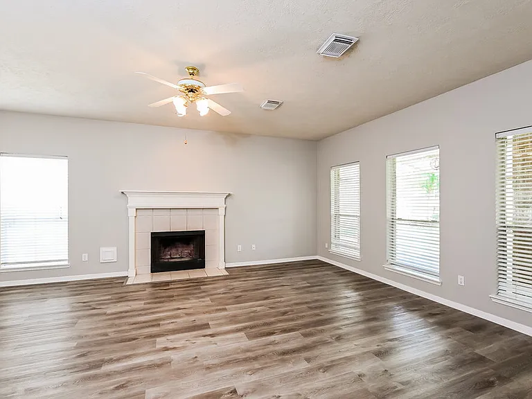 2634 Vermillion Rd — Photo 4