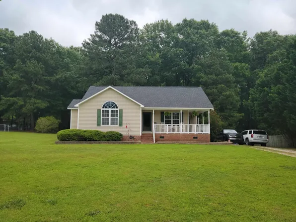 131 Carrie Dr, Clayton, NC 27527