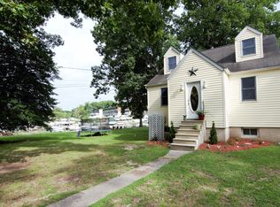 903 Frankewitz Rd, Baltimore, MD 21221