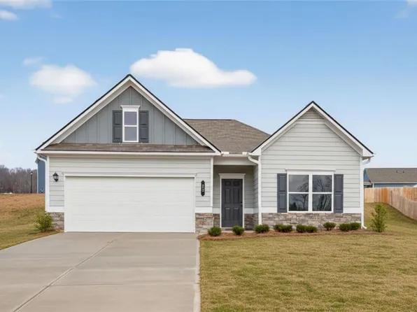 23 Willow Cir, Rock Spring, GA 30739