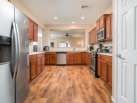 5th image of 18004 W Lawrence Ln