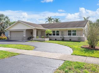 5712 SW 118th Ave, Fort Lauderdale, FL 33330