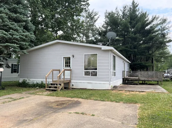 316 McLean St, Mahomet, IL 61853