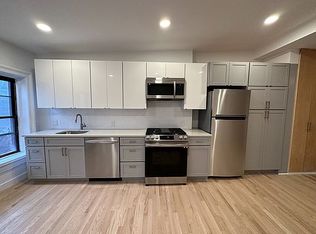547 Henry St #4, Brooklyn, NY 11231