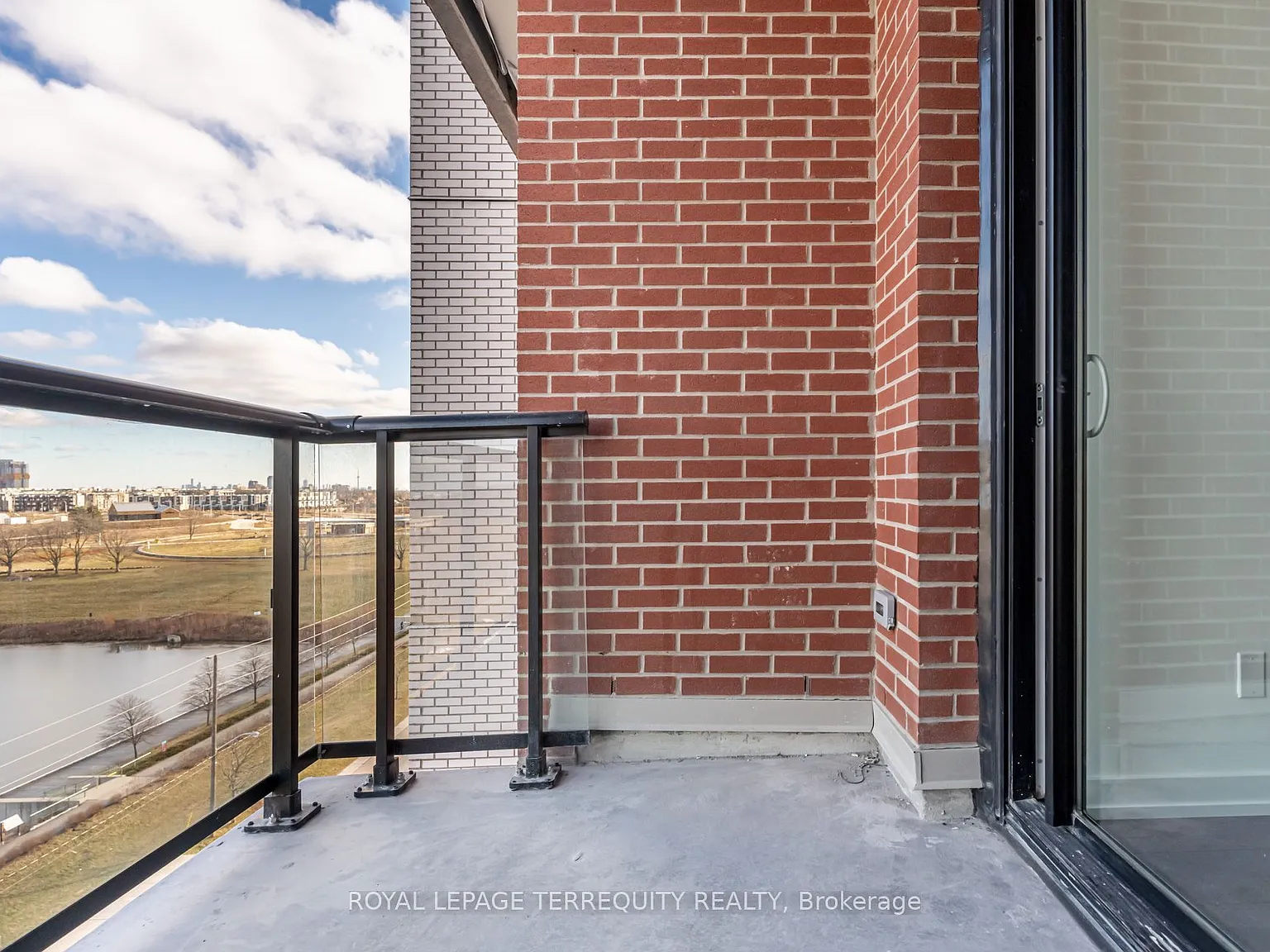 2 bed, $2,200 — Photo 3