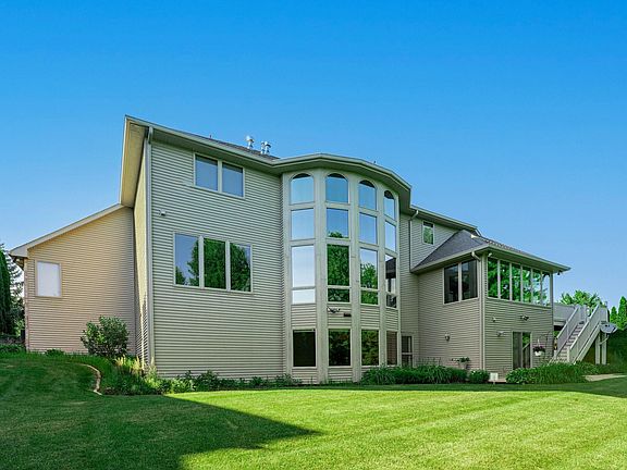 2nd image of 6370 Tuscany Cir