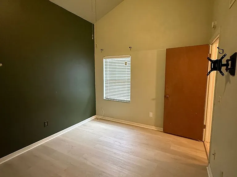 7200 SW 8th Ave #T128 — Photo 15