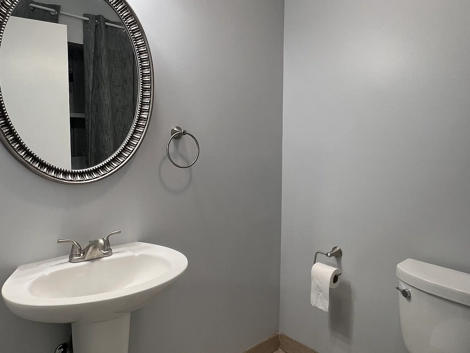 3 bed, 1.5 bath, 1496 sqft, $2,800 — Photo 4