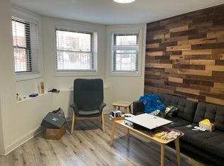 2241 W Augusta Blvd #1F, Chicago, IL 60622