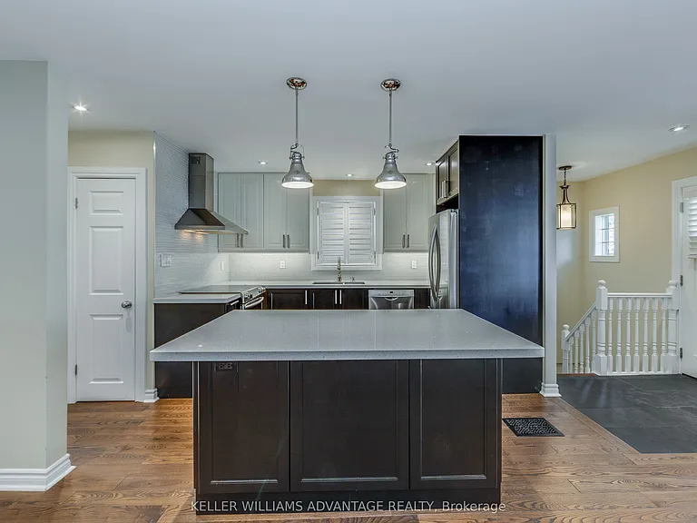 57 Red Deer Ave — Photo 6