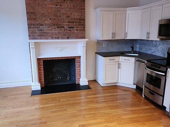 4th image of 5 W Main St #951