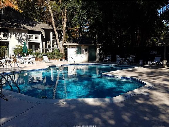 4th image of 30 Mathews Dr APT 305