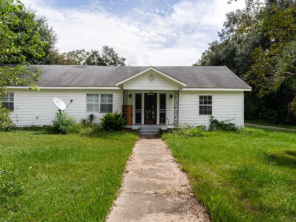 8875 Franklin Ave