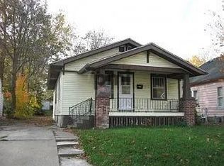 735 W Division St, Decatur, IL 62526