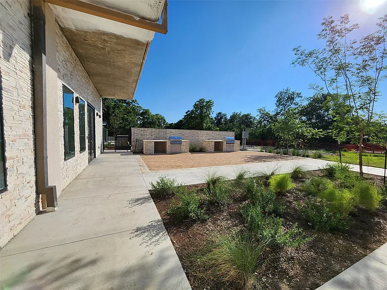 4802 S Congress Ave #208 — Photo 40