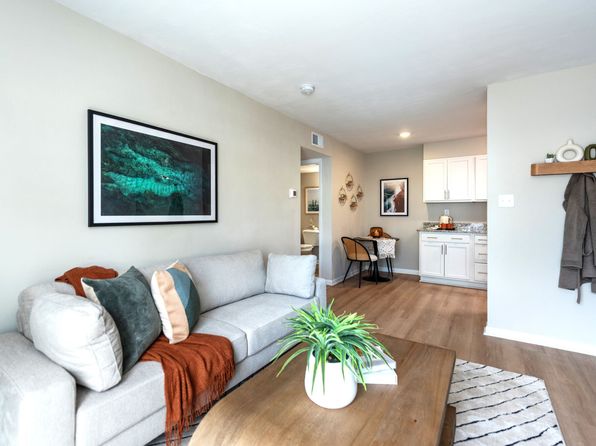 4705 Windsong Dr #207