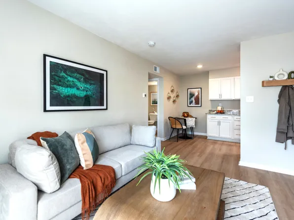 Attain at Chic's Beach