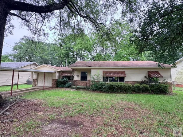 106 Tracola St, Texarkana, TX 75501