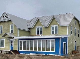 39610 230th St, Woonsocket, SD 57385