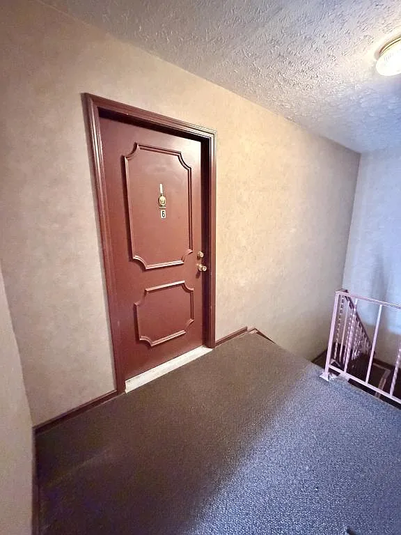 6385 Catawba Dr — Photo 2