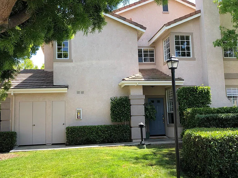13538 Jadestone Way — Photo 2