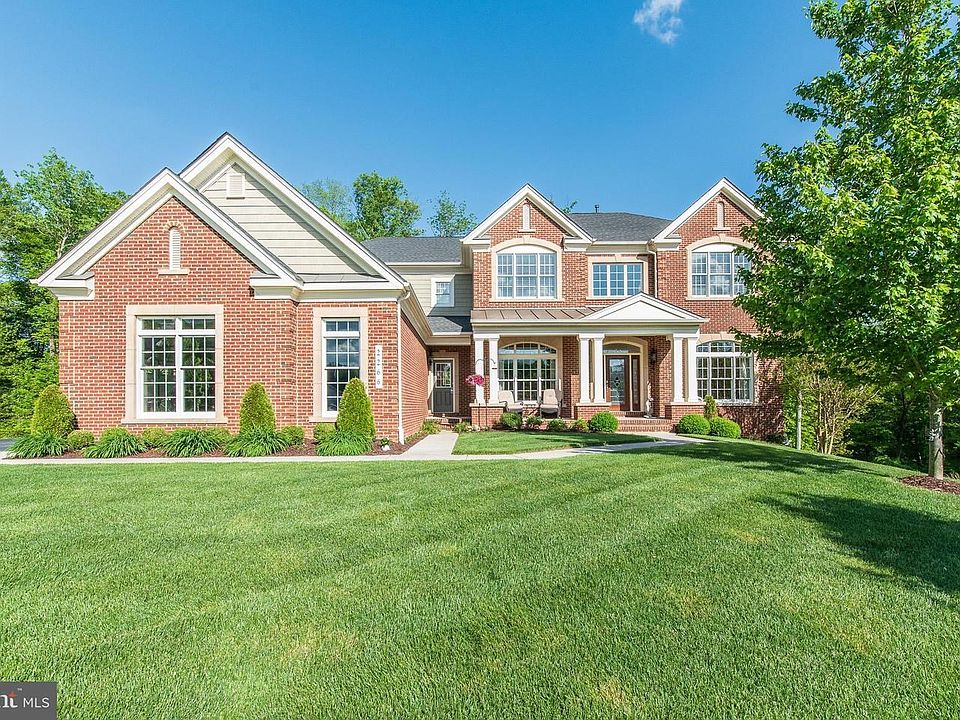 1st image of 2266 Greencedar Dr