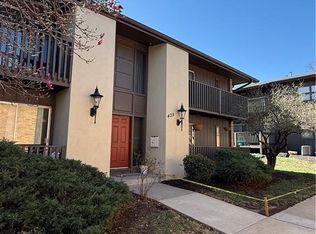 439 W 104th St APT D, Kansas City, MO 64114