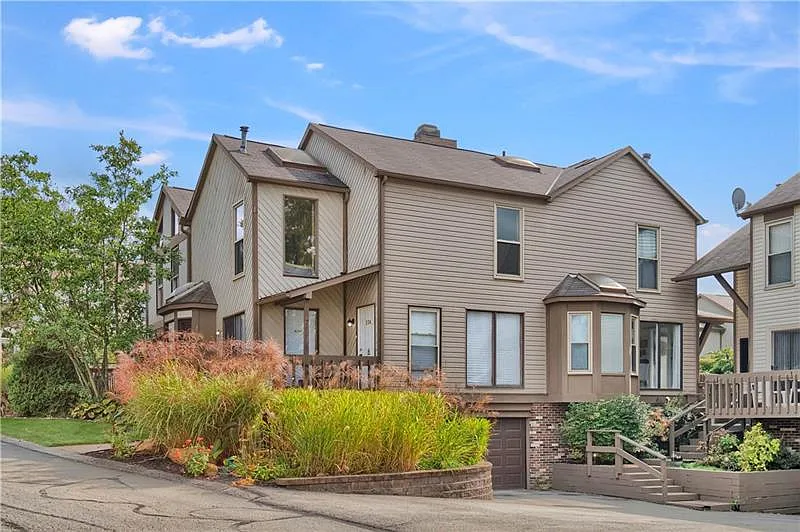 224 Spring Run Dr photo 1