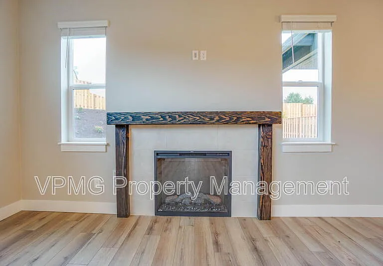 313 E Caribou Ct — Photo 11