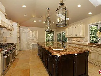 1681 Stone Canyon Rd — Photo 30