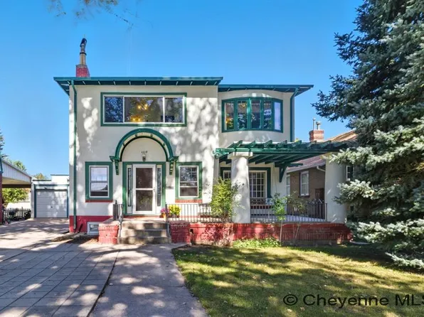 1118 E 19th St, Cheyenne, WY 82001