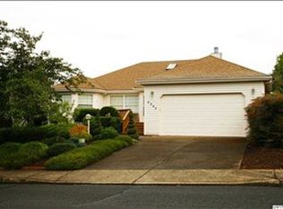 2345 Red Oak Dr S, Salem, OR