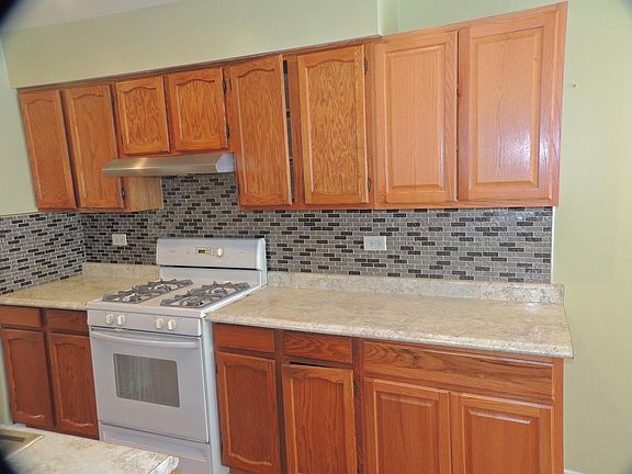 4th image of 370 E Forest Knoll Dr Unit 370