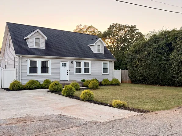 9 Verdun Ave, Greenville, SC 29609