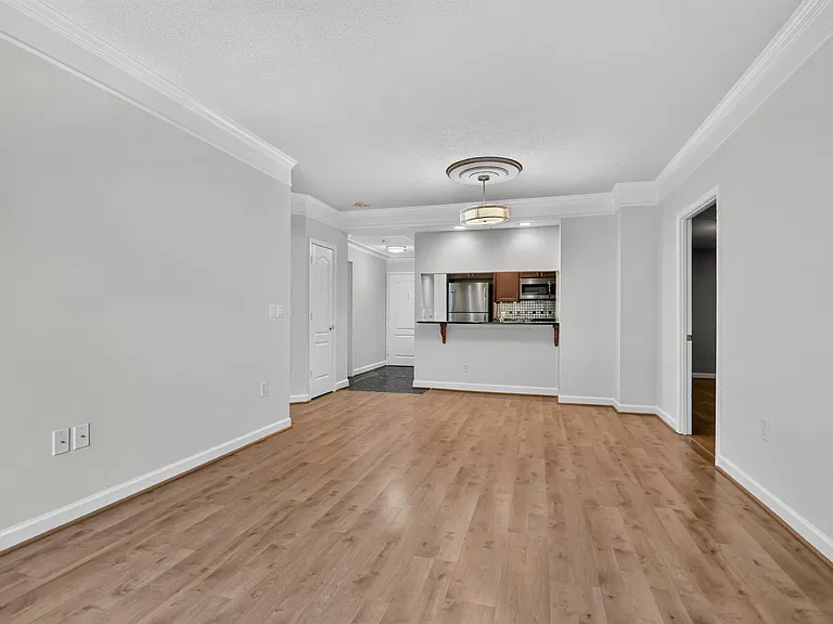 901 N Monroe St #314 — Photo 6