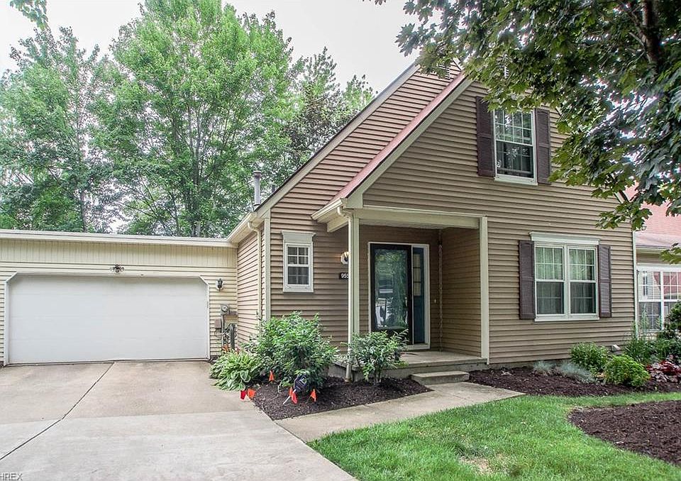 1st image of 9553 Olde Pond Ln