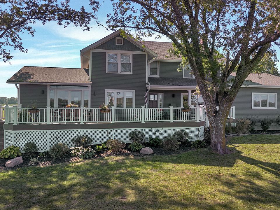 1st image of 2569 Evergreen Ave