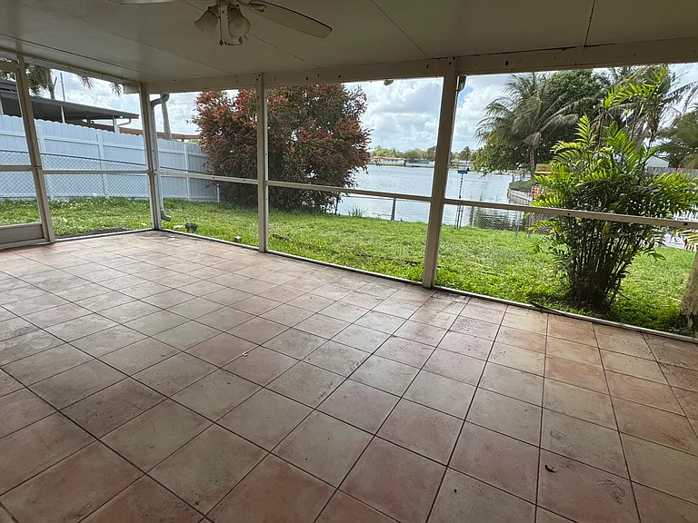 2180 NW 93rd Ave — Photo 18
