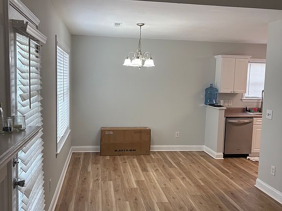 5th image of 6329 Naples Dr