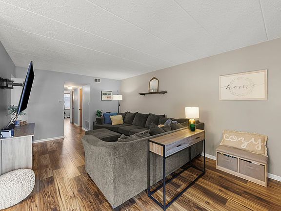 3rd image of 15718 Revere Ct APT B
