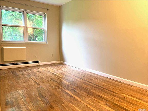 2nd image of 24021 70th Ave Floor 1