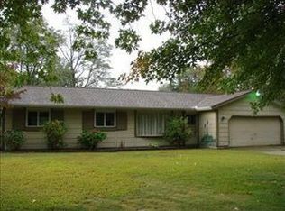 6852 Byron Dr, Madison, OH 44057