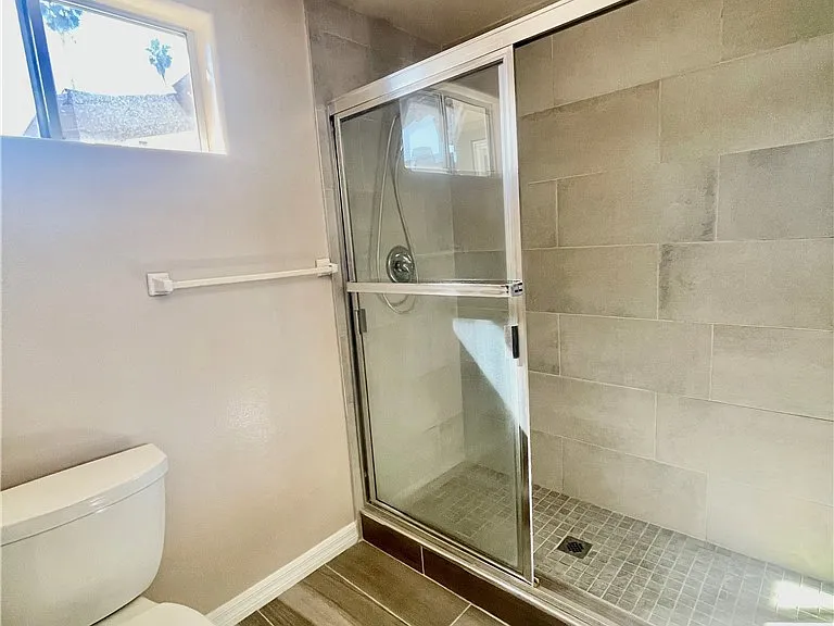 38 N Bonnie Ave #7 — Photo 16