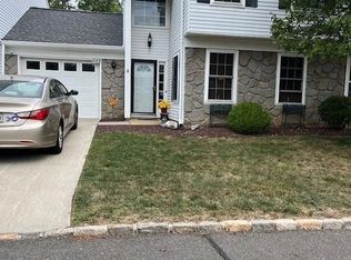 414 Andover Dr, Monroe Township, NJ 08831