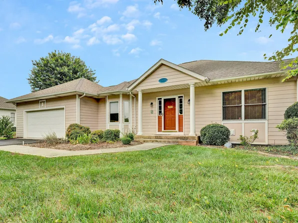 2342 Lake Retreat Rd, Huddleston, VA 24104