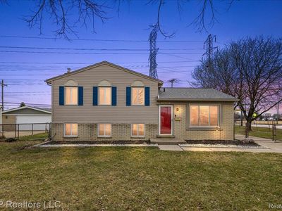 44012 Carrnation Dr, Sterling Heights, MI, 48313
