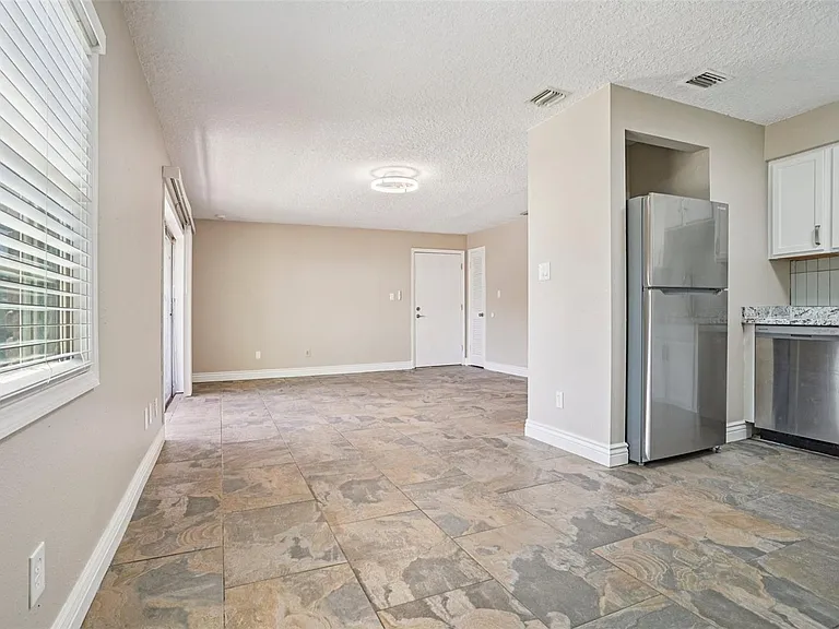 119 Georgetown D Dr #D — Photo 12