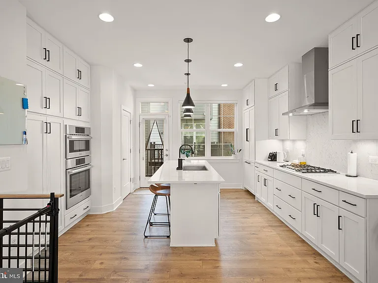 11258 Faraday Park Dr — Photo 9