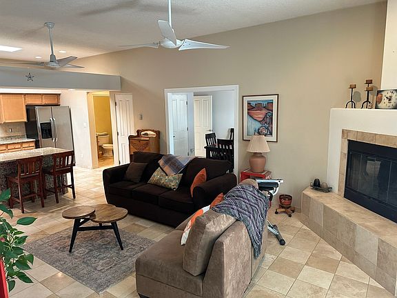 4th image of 4313 Camino Lila