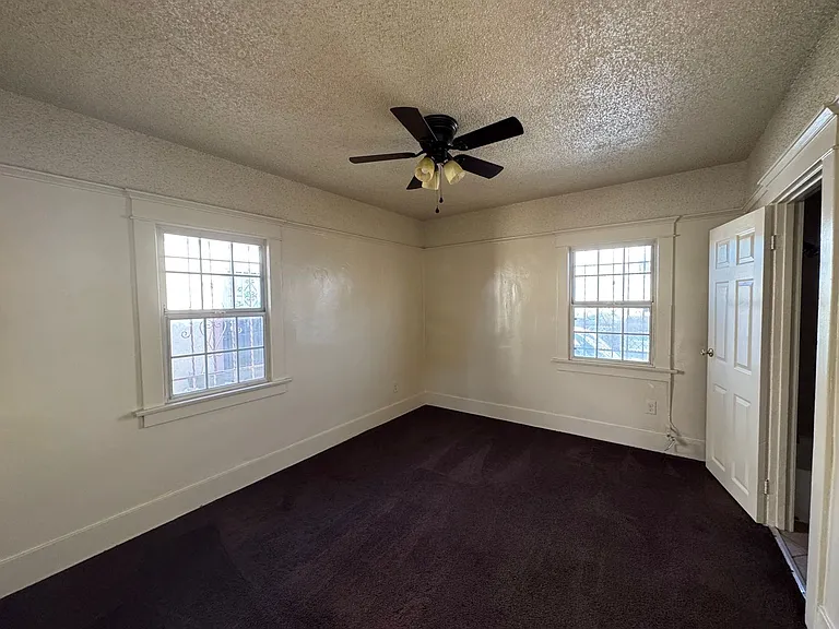 5314 S. Denker Avenue — Photo 6